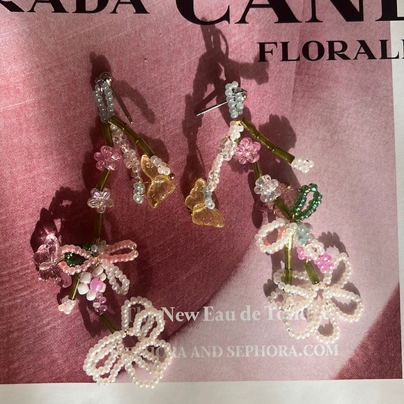 Hand Beaded Pink Flower Earrings - Picture 3 of 4